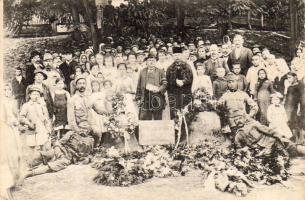 Szalócz Glockeweihen für Soldaten