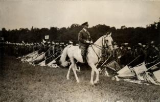 Horthy Miklós cserkésztáborban, nagy valószínűséggel a gödöllői Jamboree-n / Horthy at a scout camp or jamboree, photo