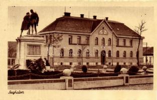 12 db RÉGI magyar városképes lap, fekete-fehér lapok / 12 old Hungarian postcard, black and white po...