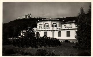12 db főként RÉGI magyar városképes lap, fekete-fehér lapok / 12 old Hungarian postcard, black and w...