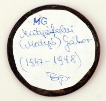 MG jelzéssel: Háy Mihály (1895-1944), bronz plakett, d: 8 cm