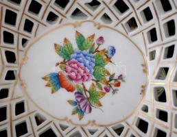 Herendi  Viktória kosár, restaurált, kézzel festett, jelzett, m:21 cm, h:26 cm