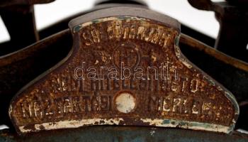 Salgótarjáni áttételes, fém háztartási mérleg