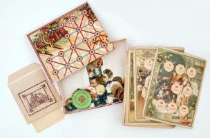 1917 Érdekes Újság társasjáték gyűjteménye, hiányos, eredeti viselt dobozában, 27×22 cm