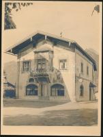 cca 1935 Thöresz Dezső (1902-1963): Kávéház és söröző az Alpok közelében, jelzés nélküli vintage fotó a szerző hagyatékából, 24x18 cm