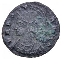Római Birodalom / Siscia / I. Constantinus 334-335. Follis Cu (1.81g) T:2- Roman Empire / Siscia / Constantine I 334-335. Follis Cu "VRBS ROMA / .GammaSIS." (1.81g) C:VF RIC VII 240.