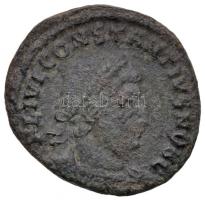 Római Birodalom / Nikomédia / II. Constantius 330-335. Follis Br (2.08g) T:2,2- Roman Empire / Nicomedia / Constantius II 330-335. Follis Br "FL IVL CONSTANTIVS NOB C / GLOR-IA EXERC-ITVS - SMND" (2.08g) C:XF,VF RIC VII 191.