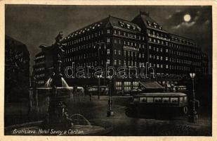 Pozsony, Savoy és Carlton szállók, busz, villamos, este / Hotels, autobus, tram, night