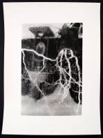 cca 1980 Nyilas Ilona: Cím nélkül, feliratozott vintage fotóművészeti alkotás, 40x30 cm