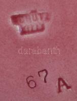 Schütz Cilli rózsaszín mázas tálka, mázhibákkal, jelzett, 17×17 cm