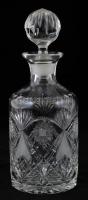 Gazdagon díszített,csiszolt, metszett dekoratív likőrös üveg dugóval, jelzés nélkül, az alján csorbával, m: 28 cm