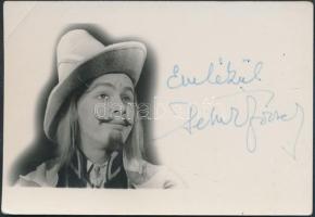 Petúr József aláírása  az őt ábrázoló fotón, sarka törött, 6,5x9,5cm