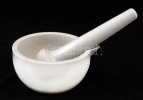 Nagyméretű Zsolnay porcelán mozsár, hozzá tartozó törővel, fehérmázas, jelzett, d: 18 cm ill. h: 26 cm