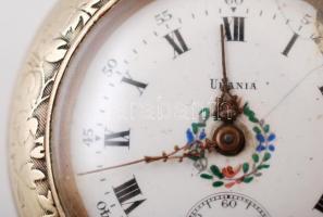 cca 1900 Urania márkájú zsebóra másodperc mutatóval. Működő állapotban, számlapon hajszálrepedéssel ...