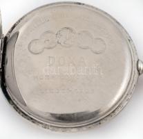 cca 1900 Doxa márkájú zsebóra. Működő állapotban, számlapon  apró hajszálrepedéssel, hozzá lánccal /...