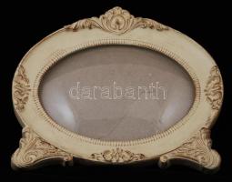 Régi ovális fa képkeret, üvegezett, belső:11,5×16,5 cm, külső: 18×21,5 cm