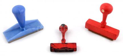 Bélyegzők különféle felirattal: szigorúan titkos, szolgálati használatra, selejtezve, 3db