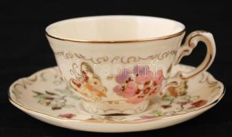 Zsolnay pillangó mintás mokkás készlet, kézzel festett, máz alatti repedésekkel a kiöntőn és a cukor...