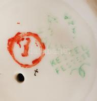 Hollóházi hegedülő porcelán kisfiú, kézzel festett, jelzett, hibátlan, m: 14 cm