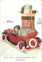 Most csak a legszükségesebbet vittem magammal. s: John Wills, "I'm only bringing the most necessary things." s: John Wills
