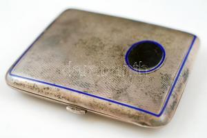 Ezüst (Ag.) cigarettatárca, jelzett, zománc díszítéssel, néhol kipattant, 7,5×8,5 cm, nettó:120 g