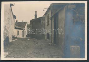 1929. szeptember 29. Budapest, Cipő utca, jelzés nélküli fotó Kinszki Imre (1901-1945) hagyatékából, a szerző által feliratozva, 6x9 cm