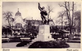 Gödöllő, Hősök szobra, kiadja Sólya János (EK)