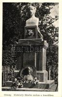 Sümeg, Kisfaludy Sándor szobra a temetőben