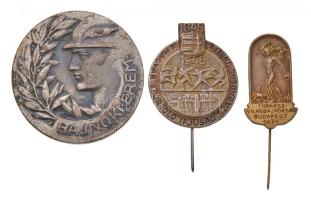 1934. "Tornász Világbajnokság Budapest" Br jelvény javított tűvel + 1948. "A magyar sportoló ifjúság szabadság ünnepe" fém jelvény javított tűvel + Matskássy Gyula (1912-1971) + ~1940. "Bajnoki Érem / Magyar Pénzintézeti Sportegyletek Ligája" ezüstözött fém díjérem (40mm) T:2,2-