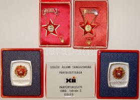 5db szocialista jelvény és plakett - hollóházi porcelán plakett (1980.) 1x + "Kiváló dolgozó" jelvény díszdobozban 2x + szoc. brigád jelvény díszdobozban 2x