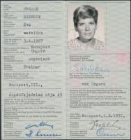 1972 Székely Éva olimpiai bajnok úszó, edző  XX. Mücheni Olimpiai Játékokra szóló fényképes személya...