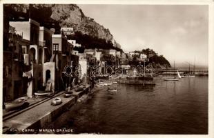 8 db RÉGI képeslap, benne: 6 db olasz városképes lap, 2 db festményt ábrázoló motívum lap / 8 old po...