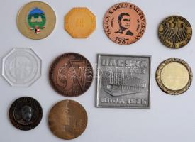 29db vegyes magyar és külföldi emlékérem és plakett, közte Iván István (1905-1968) 1951. "Honvé...