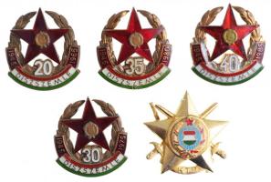 1985. "Díszszemle" 20., 30., 35., 40., aranyozott, zománcozott jelvények, kettő tű nélkül + "KTP (Katonai Tízpróba)" aranyozott, zománcozott jelvény T:2