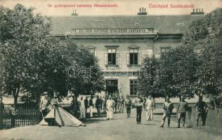 Szolnok, 68. gyalogezred laktanya főhomlokzata, ivóvíz kút (ázott / wet damage)