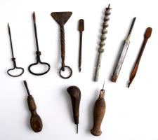 10 db különféle régi cipészszerszám: többféle ár, fúrófej, lyuggatók, stb.