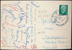 1965 Ózdi Kohász FC játékosainak (pl.:Fejes, Budai, Fűző,Kovács stb) aláírása egy  Egri Gyula MTS elnöknek címzett képeslapon