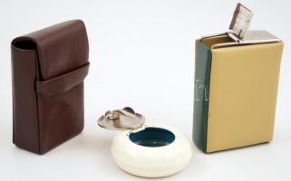 2 db műbőr cigarettatartó doboz és kézi hamuzótál