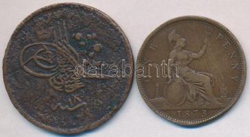 Vegyes: Nagy-Britannia 1873. 1P Br "Viktória" + Oszmán Birodalom 1839. (1255) 40p Cu T:3,3- durva ü. Mixed: Great Britain 1873. 1 Penny Br "Victoria" + Ottoman Empire 1839. (1255) 40 Para Cu C:F,VG rough ding