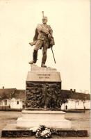 Mindszent, Hősi emlékmű, Horváthné műterméből / photo (ferdén vágott fotópapír)