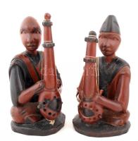 Ugandai figurák (2db), faragott fa, jelzés nélkül, egyiken kis hiba, m:20 cm (2×)