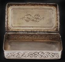 Antik, ezüst szelence, Ag., nettó:63gr, jelzett, kissé horpadt, 8x5x1cm/ Antique silver casket, Ag, ...