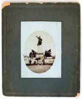 1912 Aradi részlet, a Kossuth szobor, kartonra kasírozott fotó, 9x12 cm, karton 17x21 cm