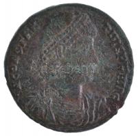 Római Birodalom / Konstantinápoly / II. Constantius 348-351. Maiorina Cu (5,02g) T:2- Roman Empire / Constantinople / Constantius II 348-351. Maiorina Cu "D N CONSTAN-TIVS P F AVG / FEL TEMP RE-PARATIO - Gamma - CONSI" (5,02g) C:VF RIC VIII 79.