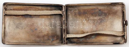 Ezüst (Ag.) cigarettatárca, zománc díszítéssel, jelzett, belül "Ilonkától 1936" gravírozot...