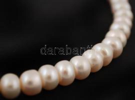 Dekoratív női nyaklánc tenyésztett gyöngyökkel, újszerű állapotban,dobozban, 38cm