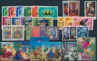 Karácsony motívum 39 klf bélyeg + 3 klf blokk + 1 kisív Christmas motive 39 stamps + 3 block + 1 min...