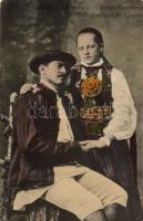 Csángó magyarok / Hungarian Csango couple, folklore (EK)