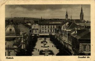 7 db RÉGI fekete-fehér történelmi magyar városképes lap, vegyes minőség; Debrecen, Budapest, Miskolc, Szeged, Esztergom, Kaposvár, Komárom / 7 old black and white historical Hungarian town-view postcards, mixed quality