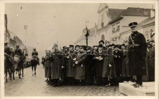 3 db RÉGI képeslap; Kassa Horthyval, két db Horthy 75. születésnap / 3 old postcards, Kassa with Horthy, two Horthy 75th birthday anniversary